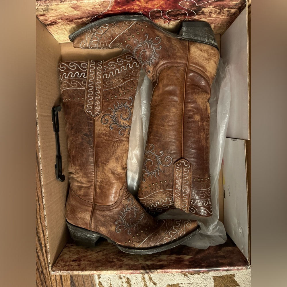 Old Gringo Cowgirl riding boots size 6 brown